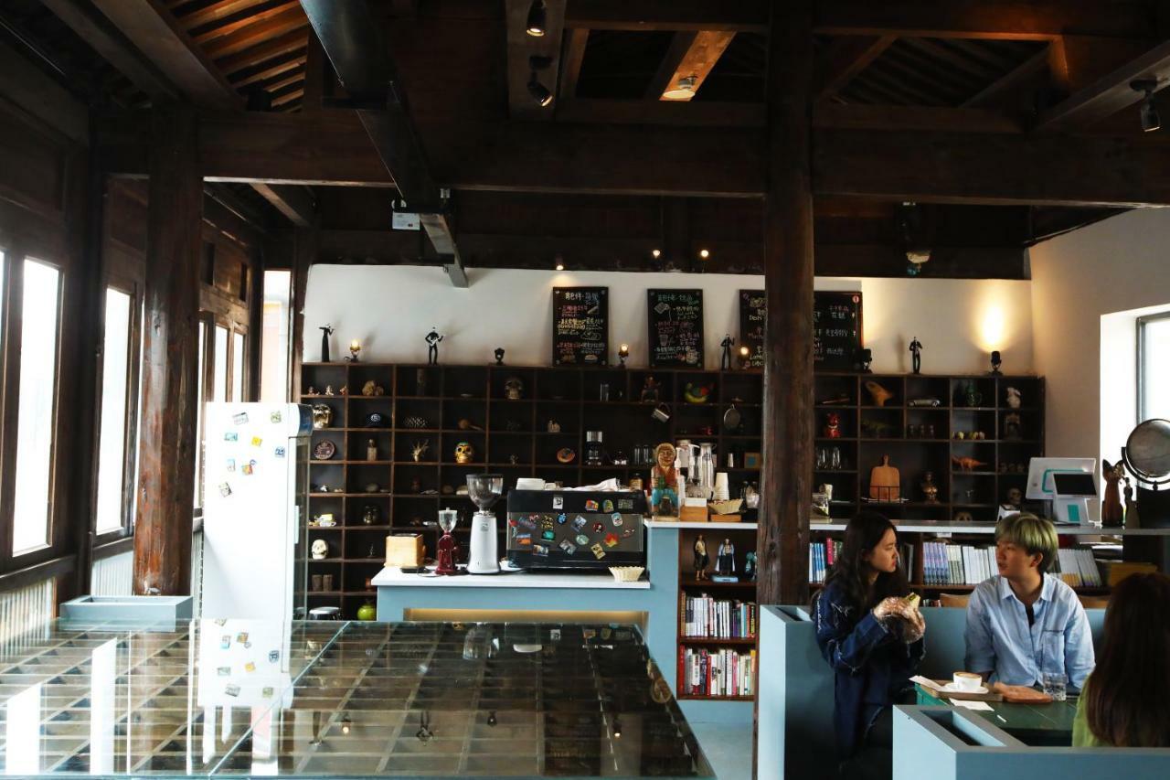 Lijiang Desti Youth Park Hostel Eksteriør billede